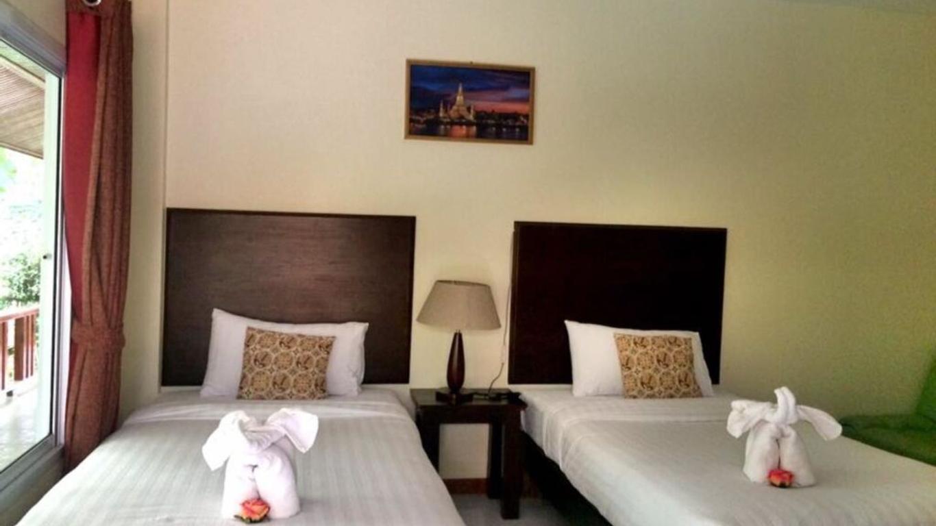 Ruen Narisra Resort