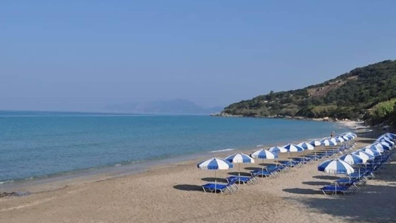 Paramonas Hotel