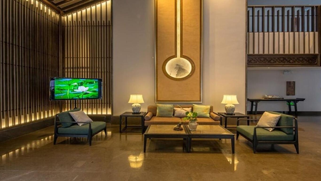 Dongya Hotel