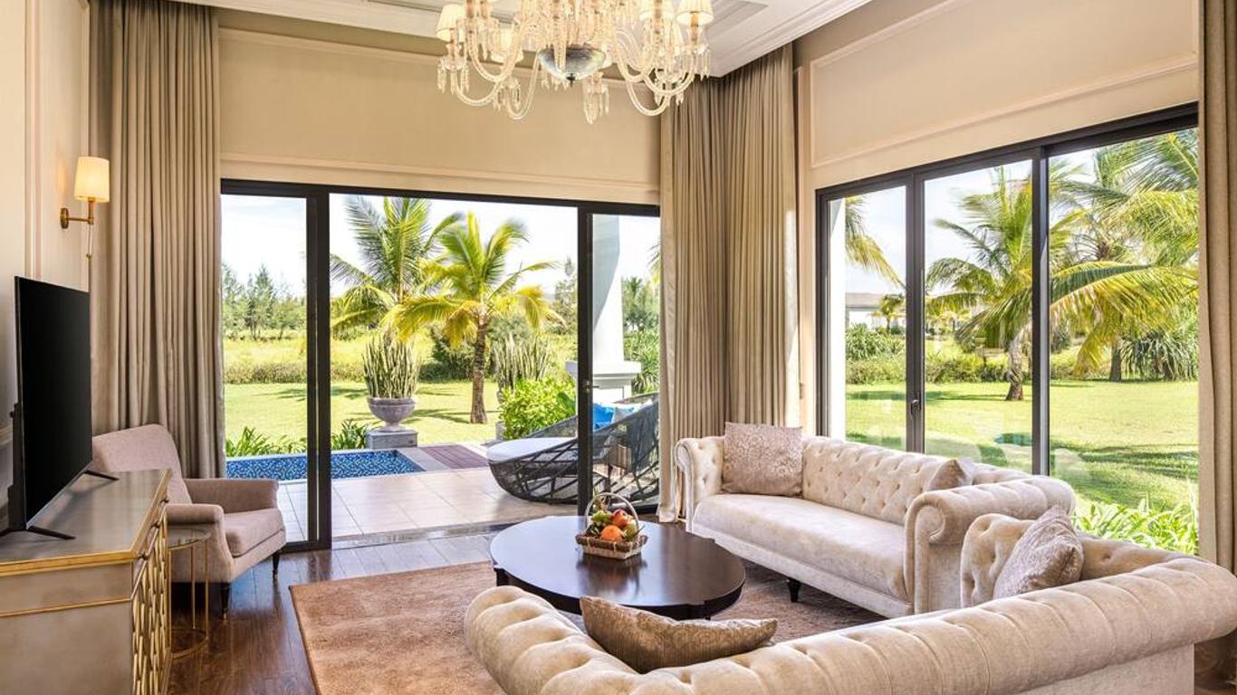 Melia Vinpearl Cua Sot Beach Resort