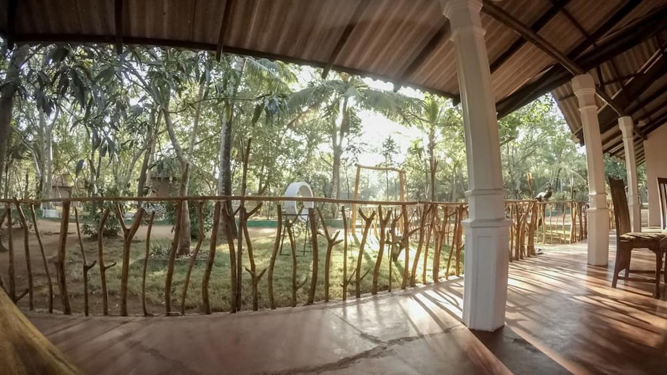 Apsaras Resort Sigiriya