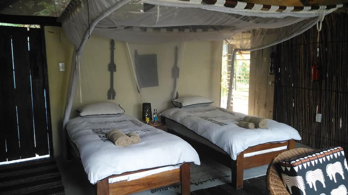 Caprivi Houseboat Safari Lodge
