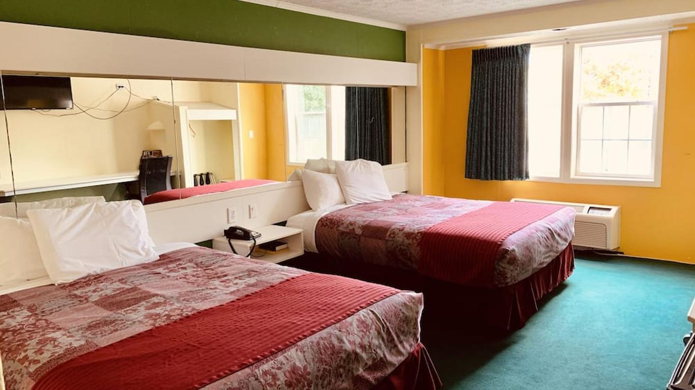 Holiday Lodge