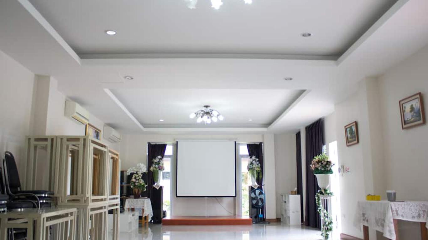 Yenjit Resort