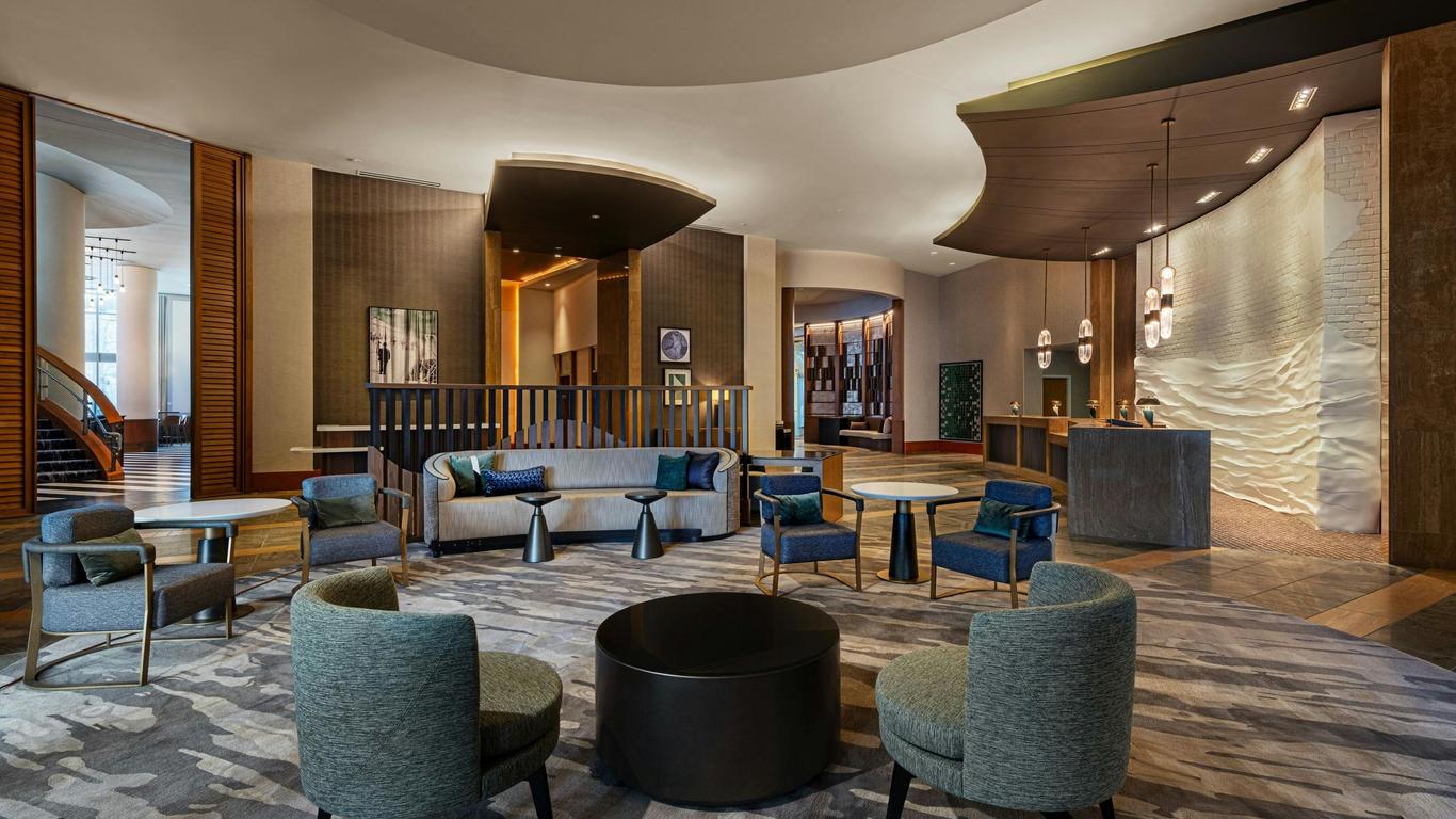 Renaissance Boston Seaport District