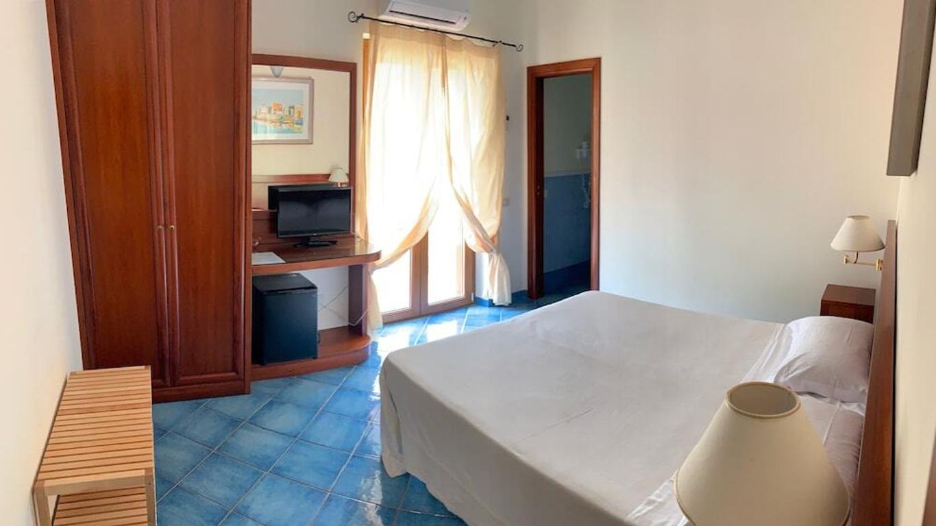 Villa Acacia