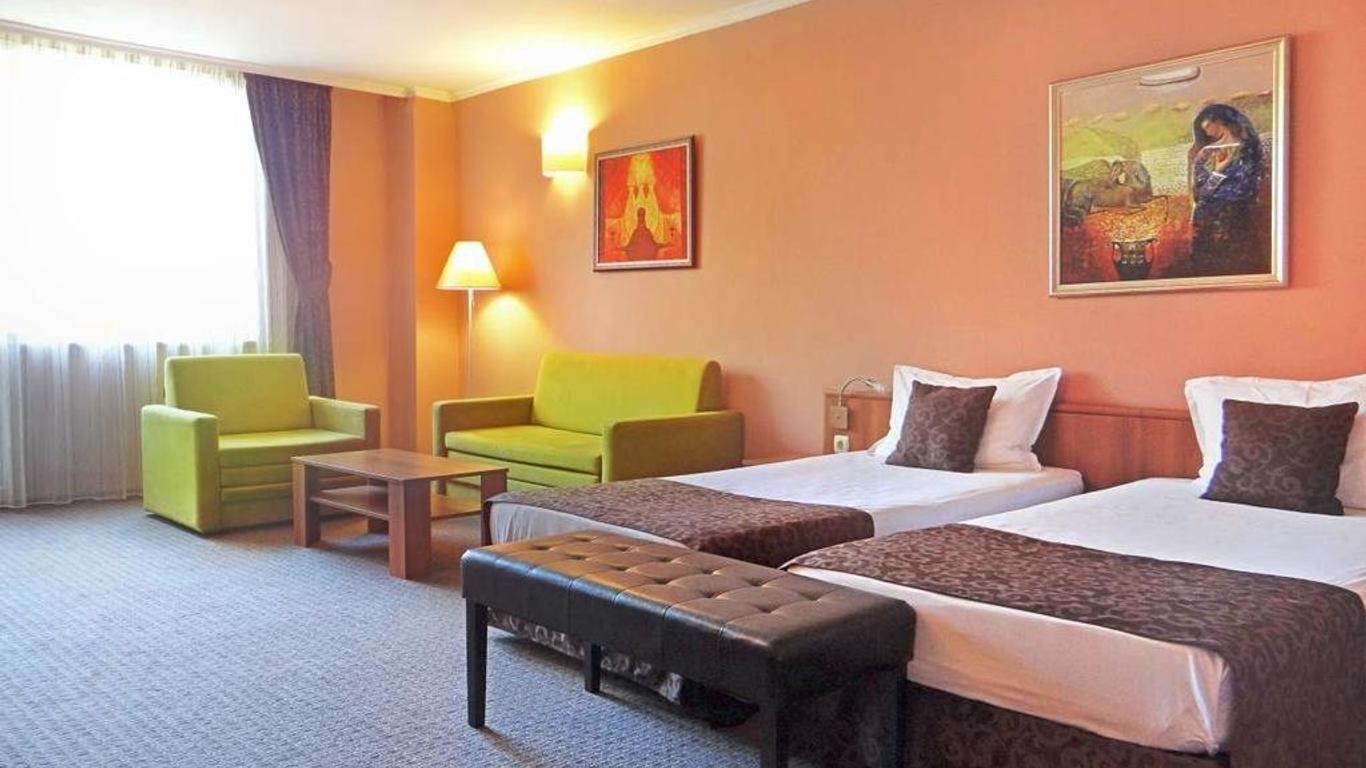 Hotel Real