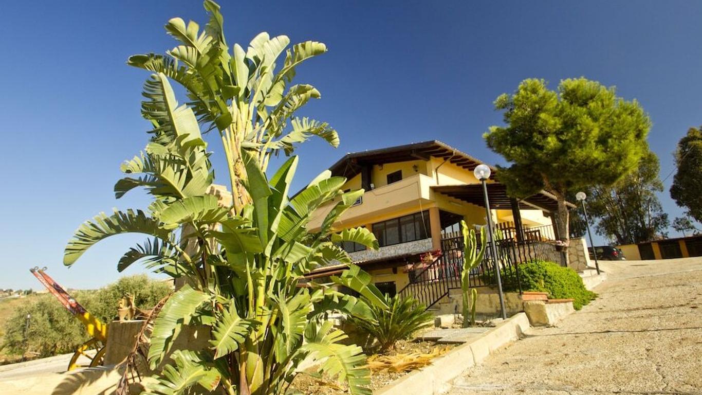 Villa Jolanda & Carmelo