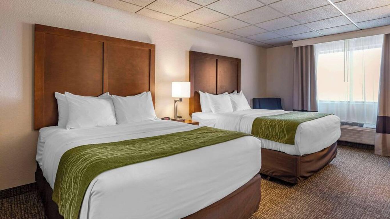 Comfort Inn & Suites Gateway to Glacier National Park