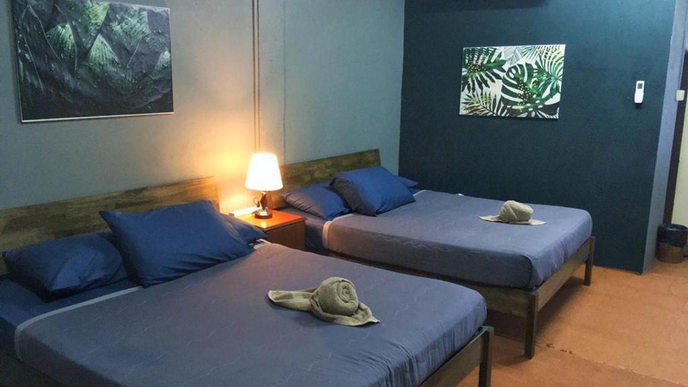 Nks Chalet