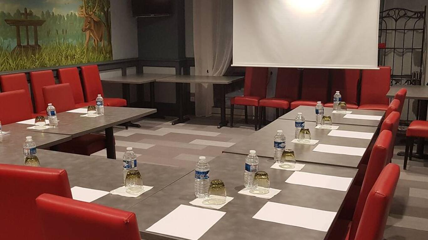 Fasthotel Orleans Nord Artenay