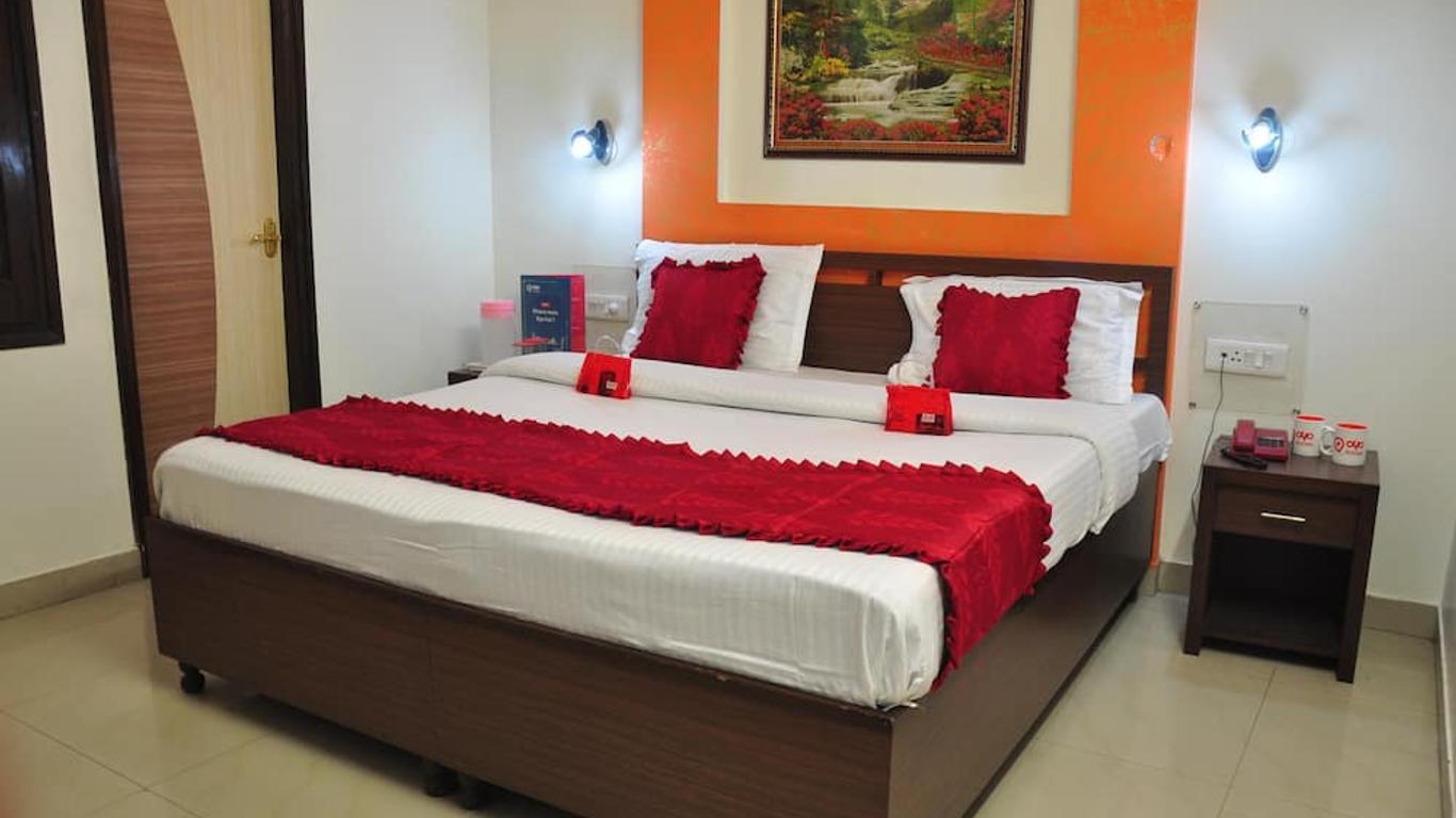 OYO 2042 Hotel New Ss Residency