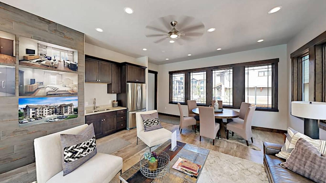The Residences at Blackstone