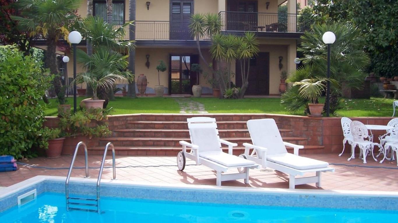Villa Carmen on Etna