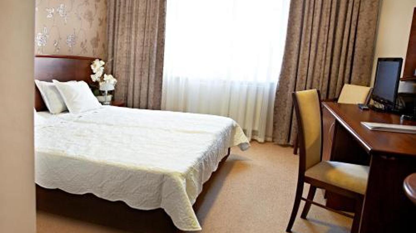 Hotel Rozdroze Nieborow