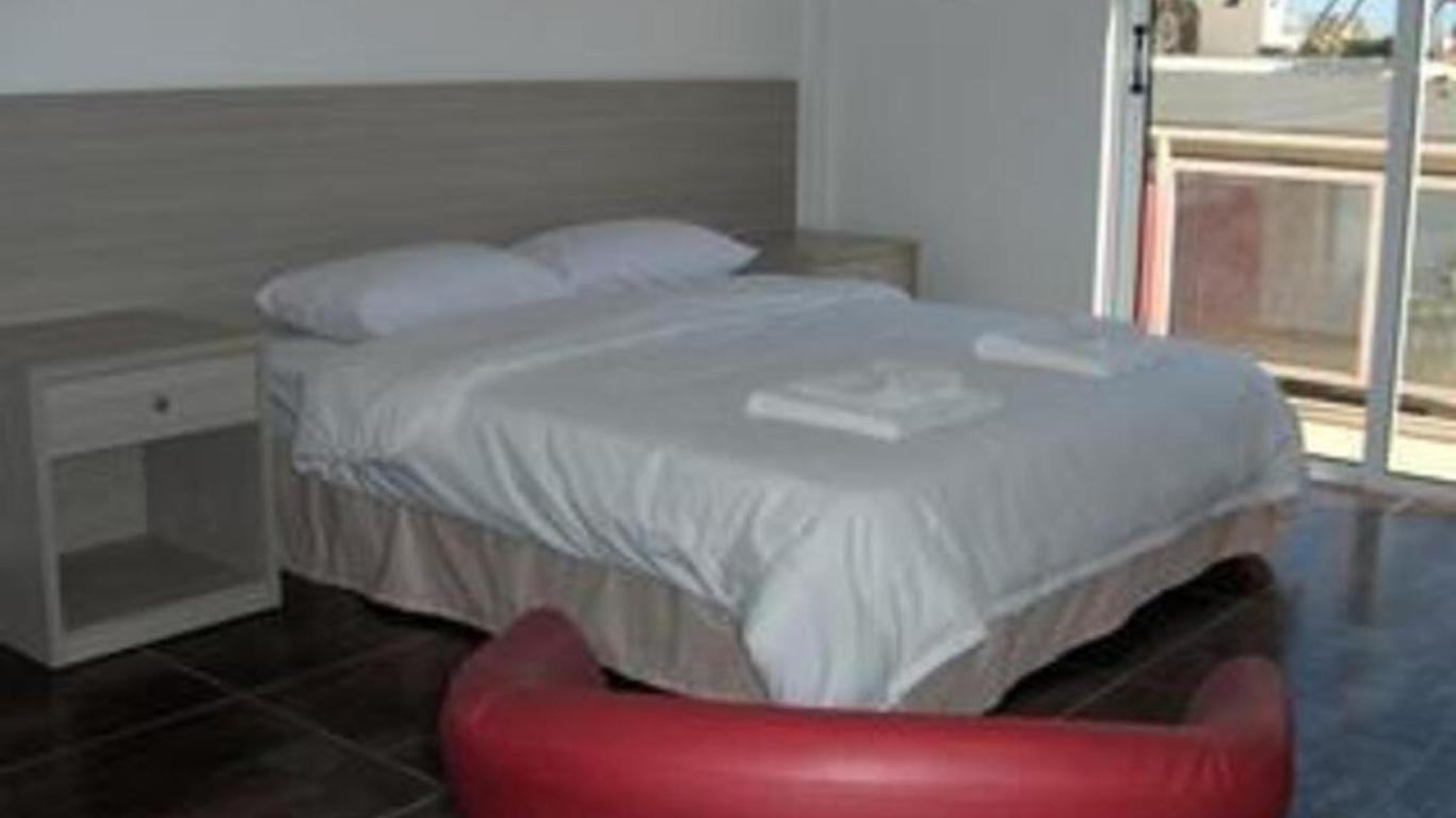 Napa Ace Tourist Apartments