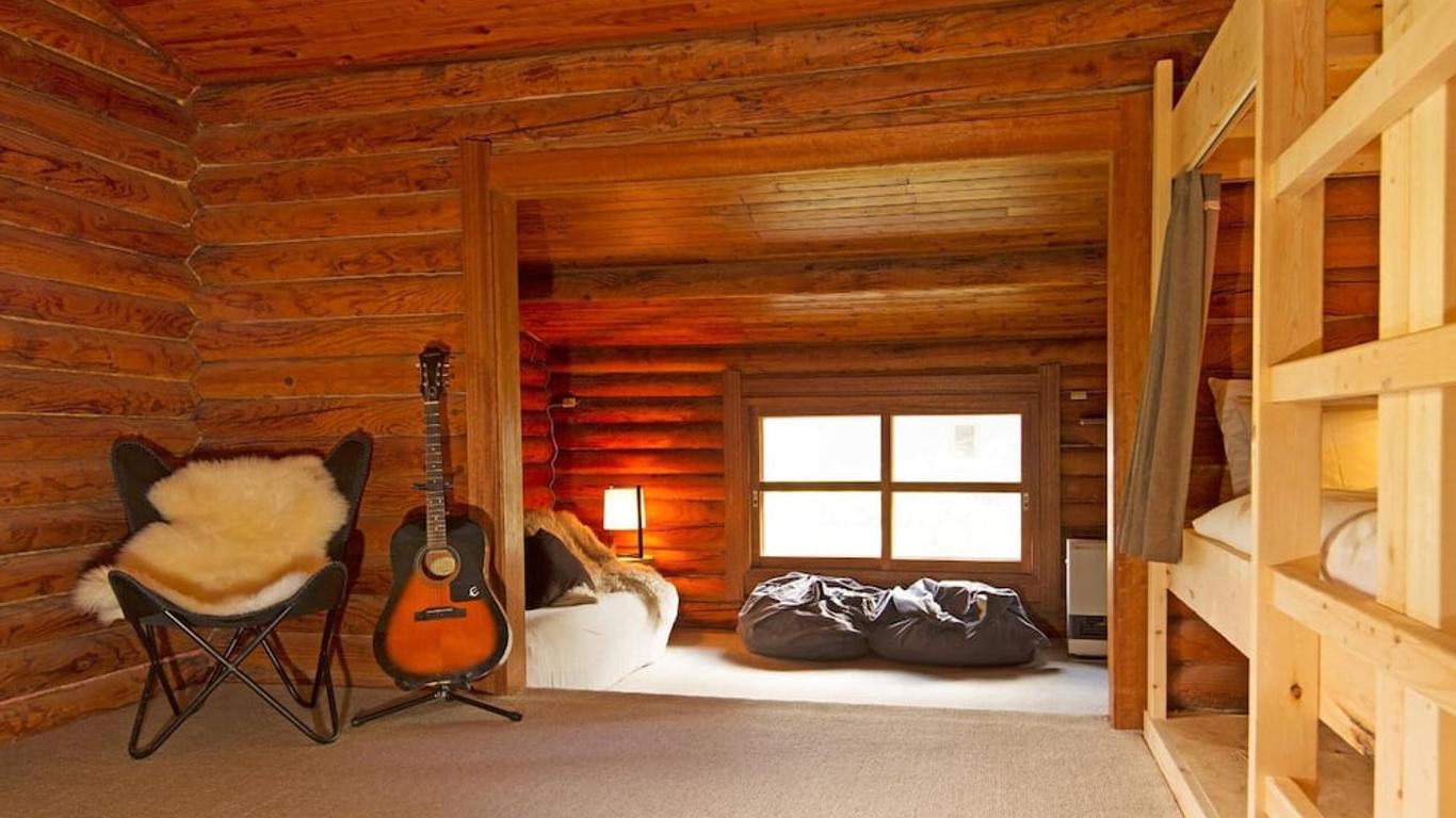 Niseko Backcountry Lodge - Hostel