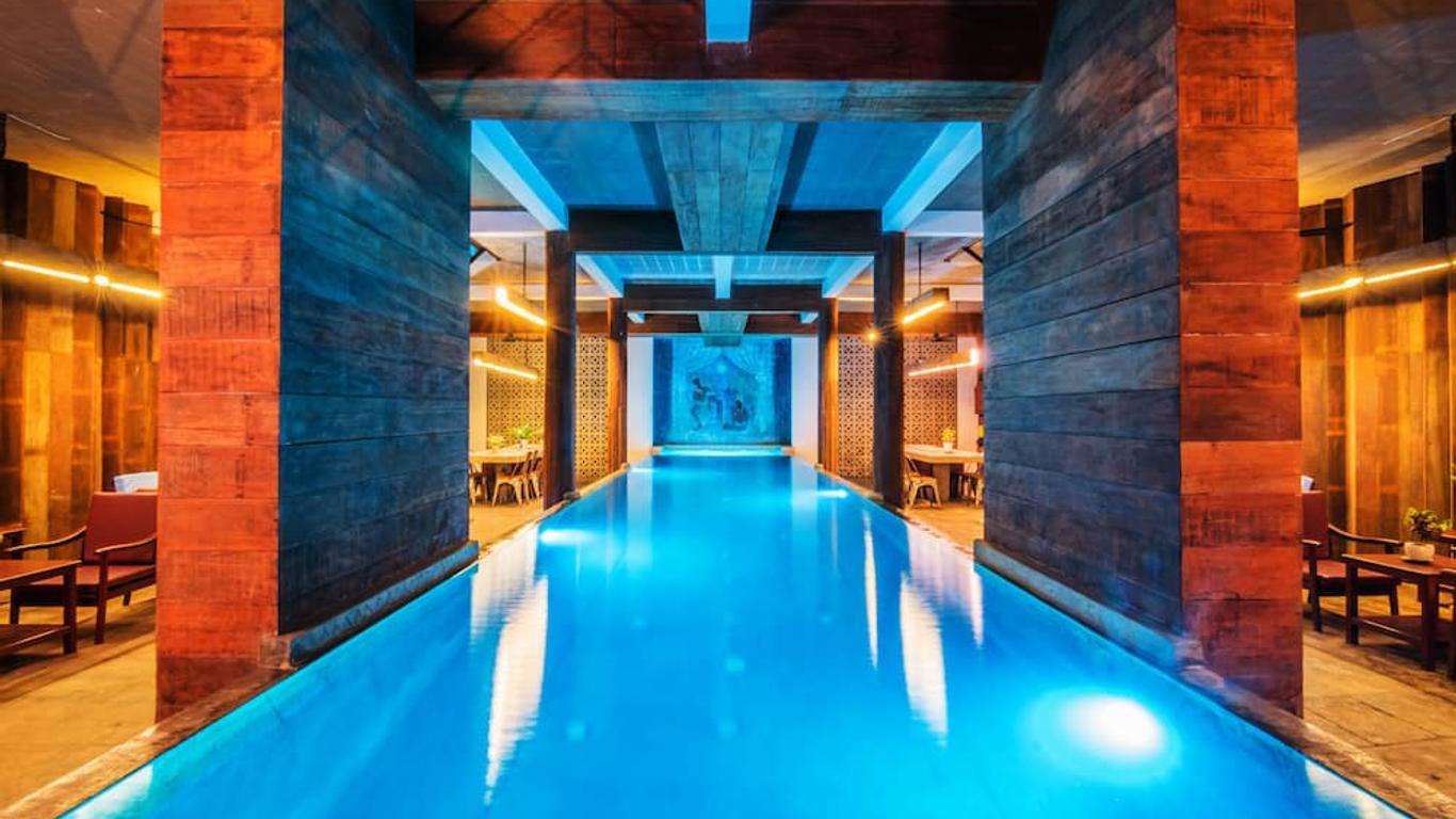 Light Stone Residence