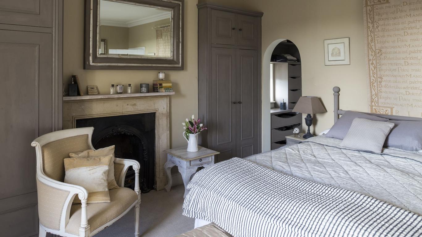 Roundhill Farmhouse