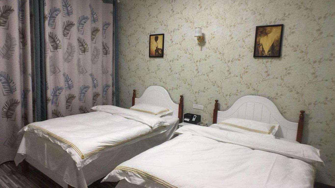Yiju Hotel