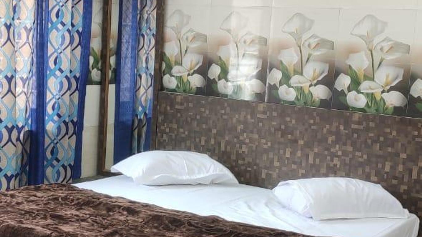 Hotel Raj Darbar Palace