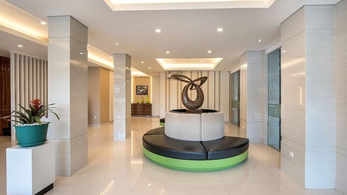 Lotus Hotel Subang