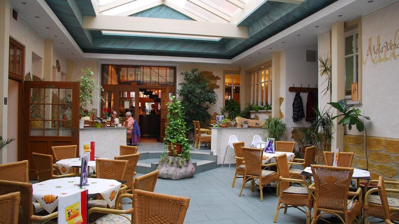 Hotel Adler