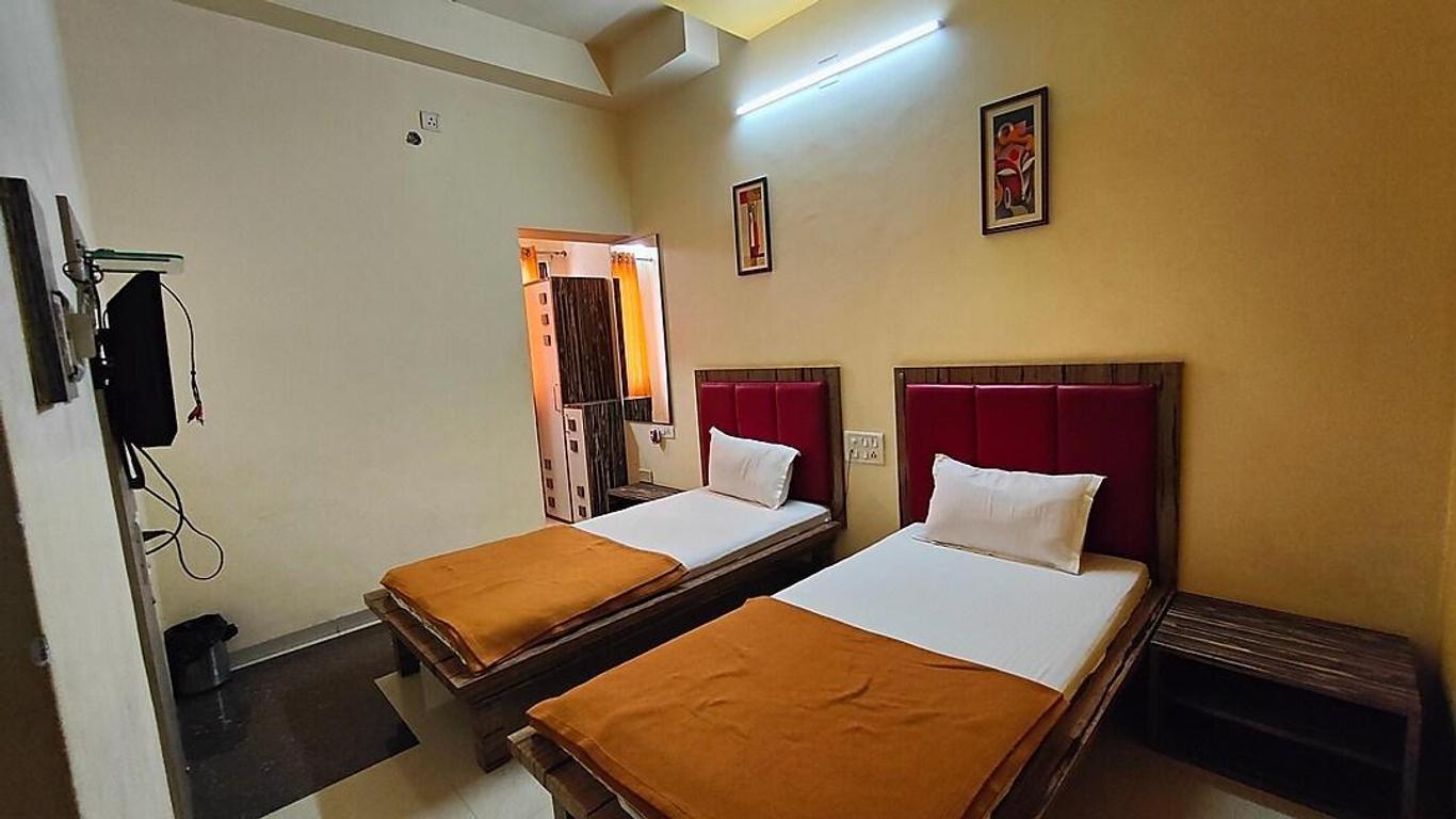 Hotel Ronak Royal, Porbandar