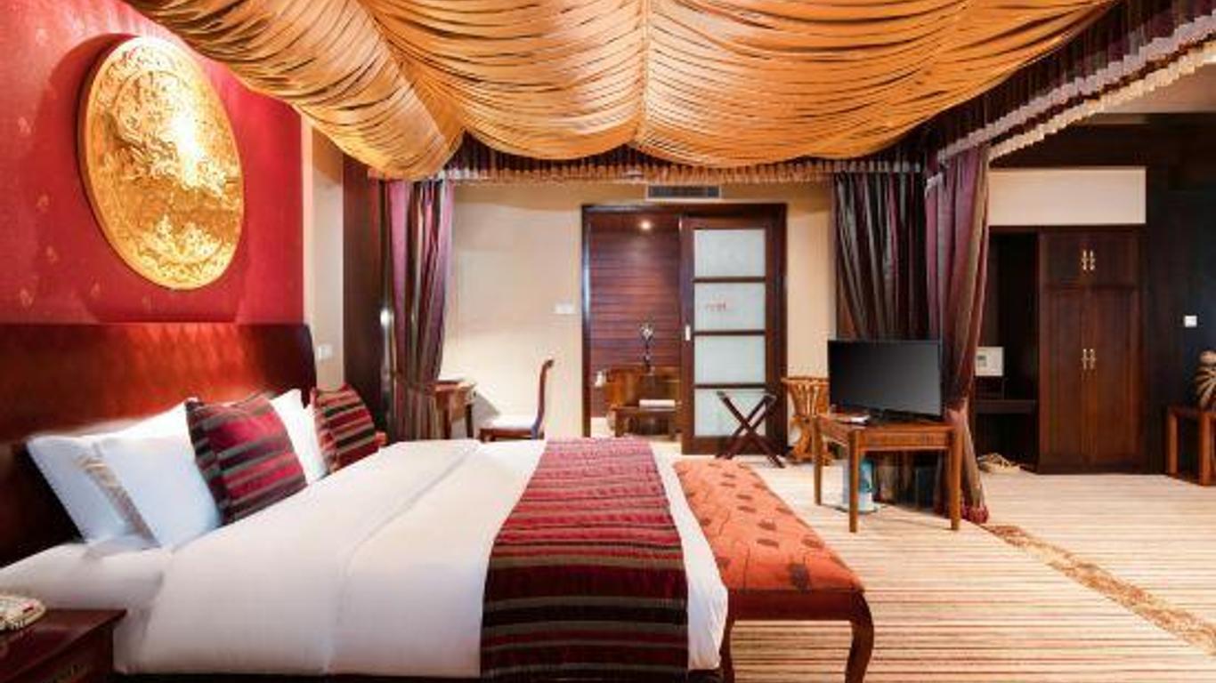 Shangri-La Paradise Hotel