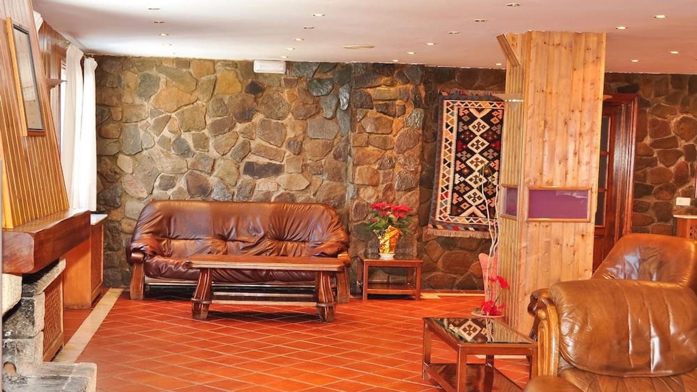 Hotel Nevasur