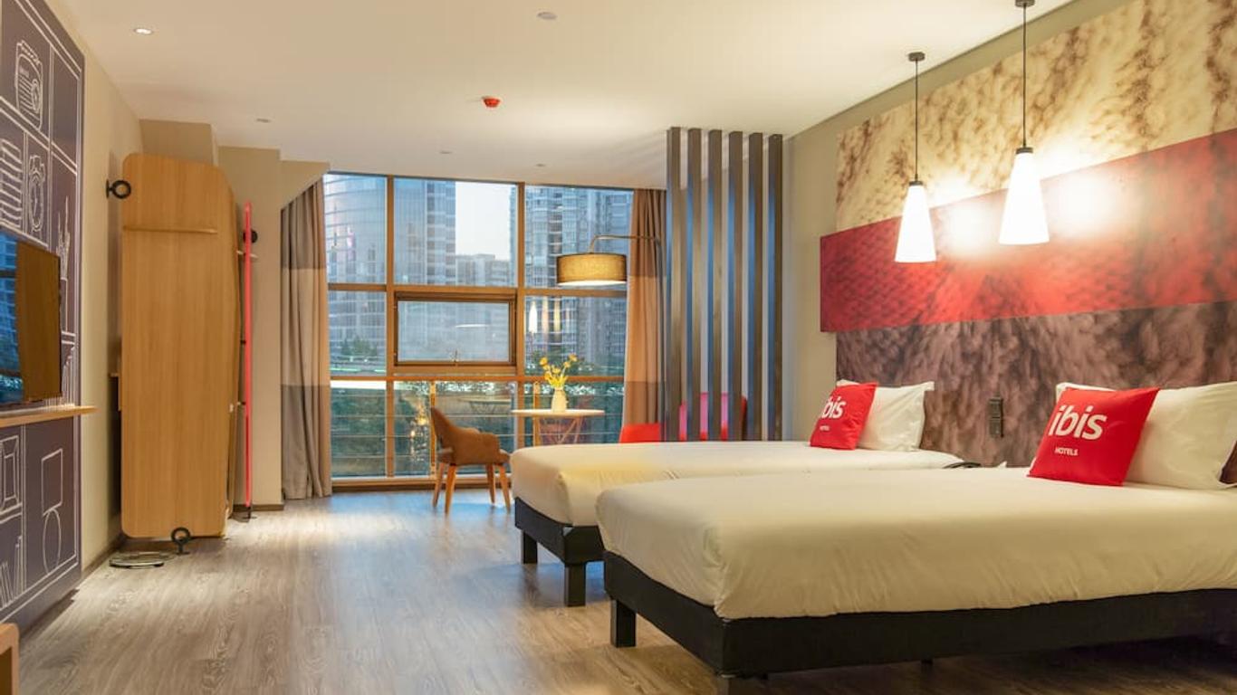 Ibis Xinzhou Qiyi Road