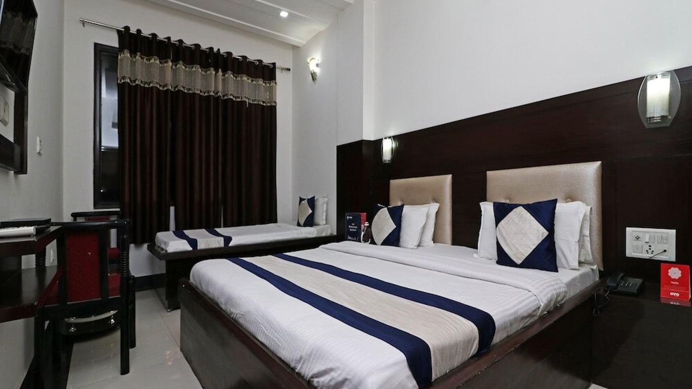 Oyo 9974 Hotel Taj Prince