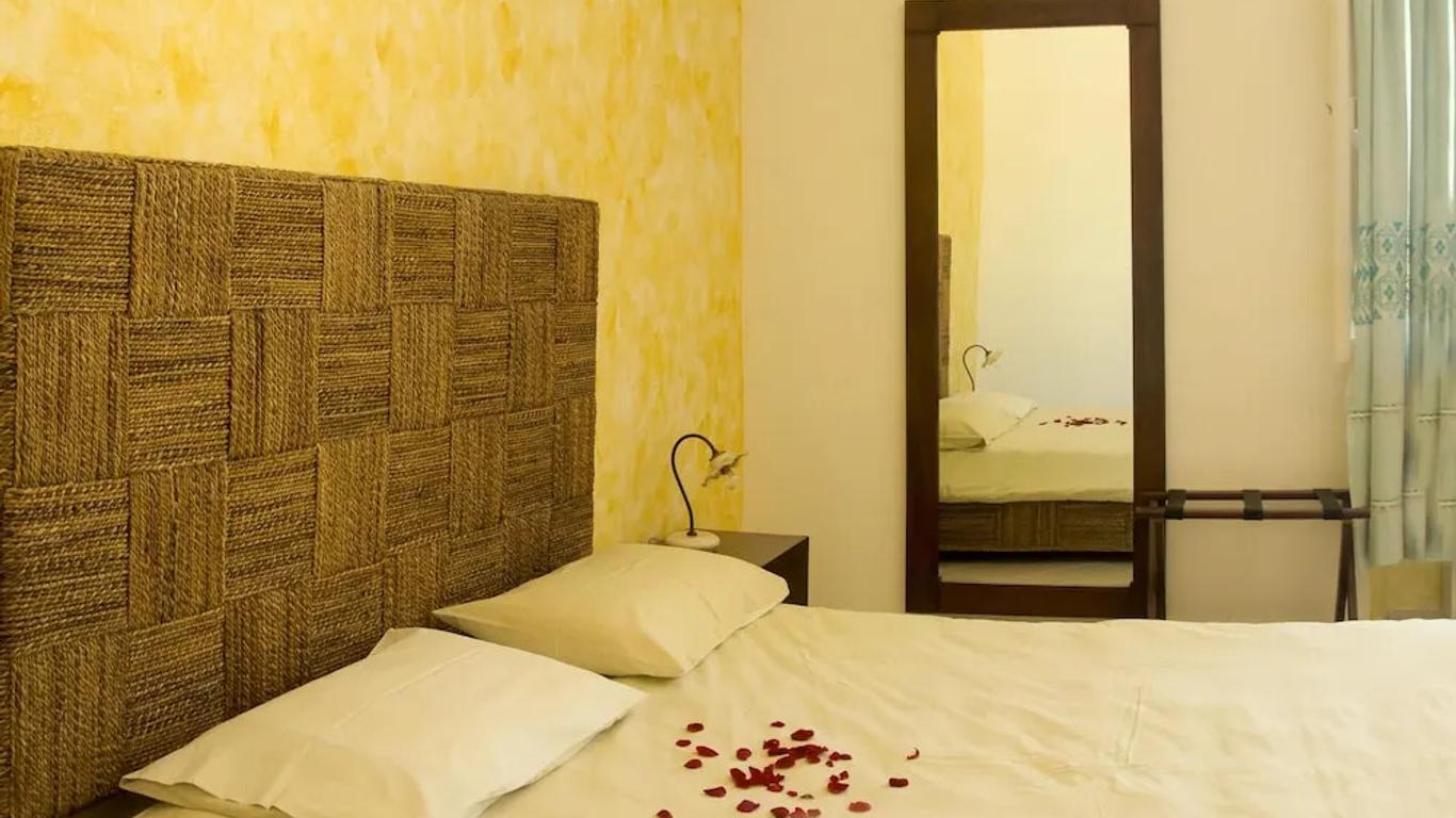 Hotel Cedrino
