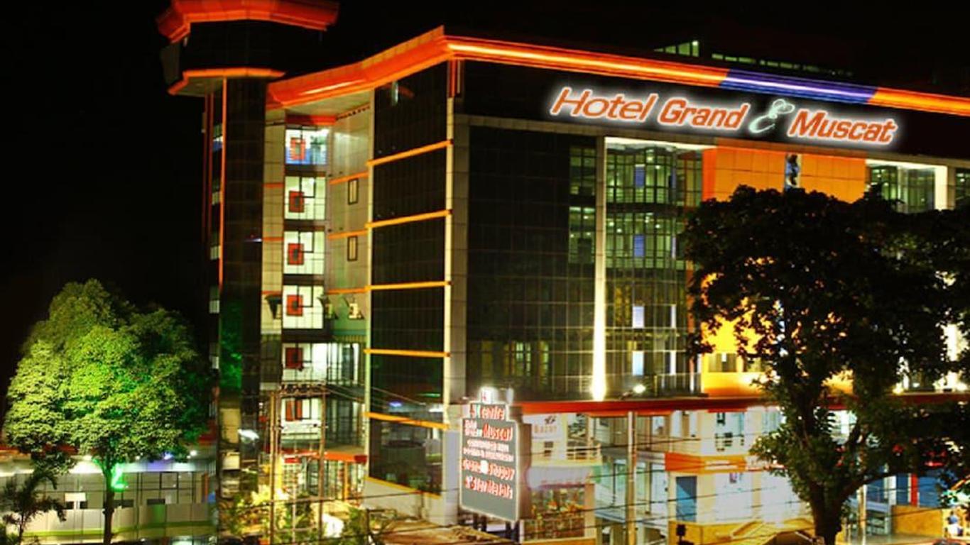 Grasshopper Hotel Grand E Muscat