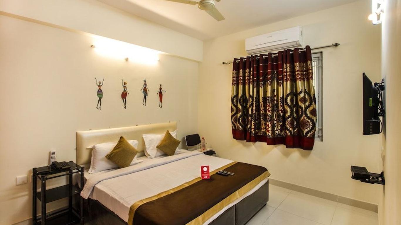 OYO 8587 Dwell Suites