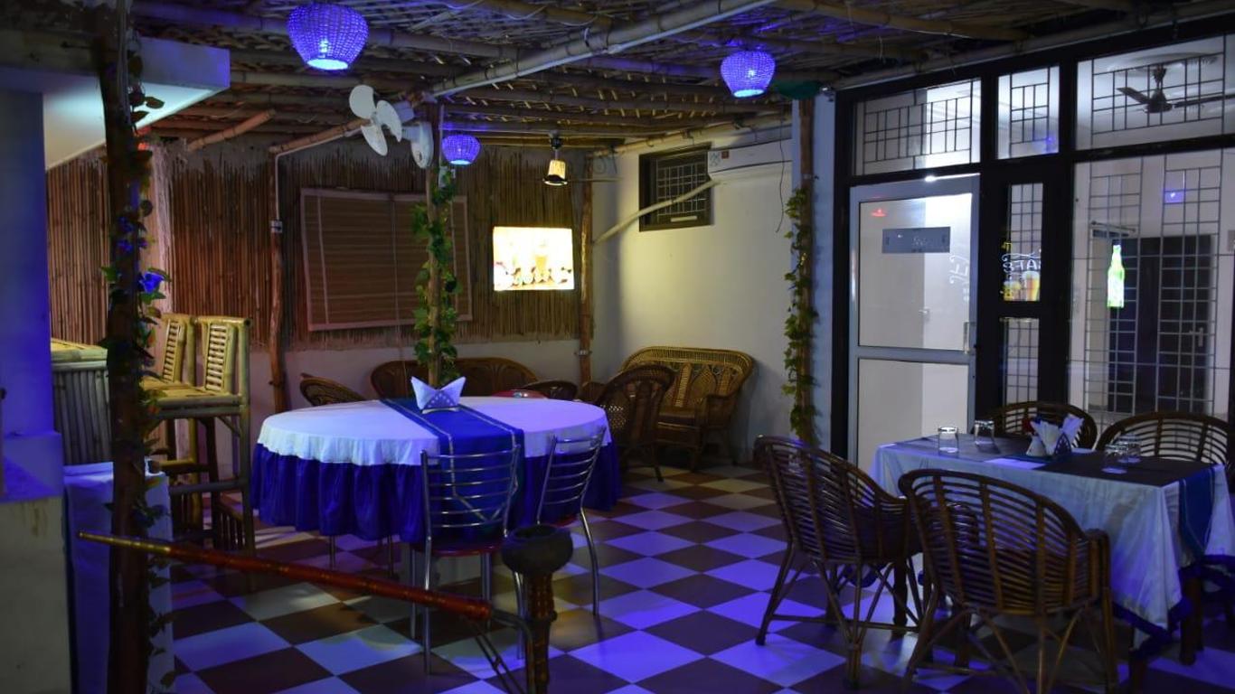 Hotel Abodes House