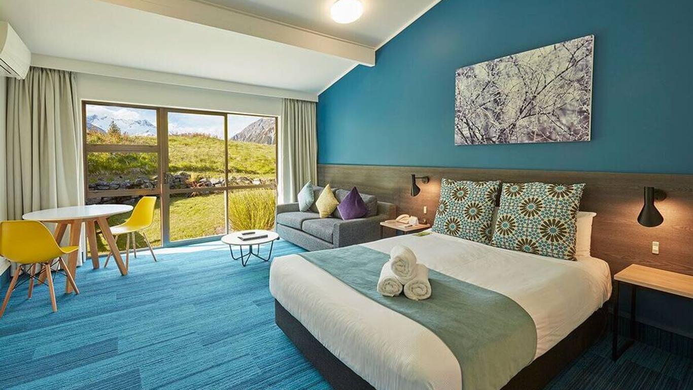 Mt Cook Lodge & Motels