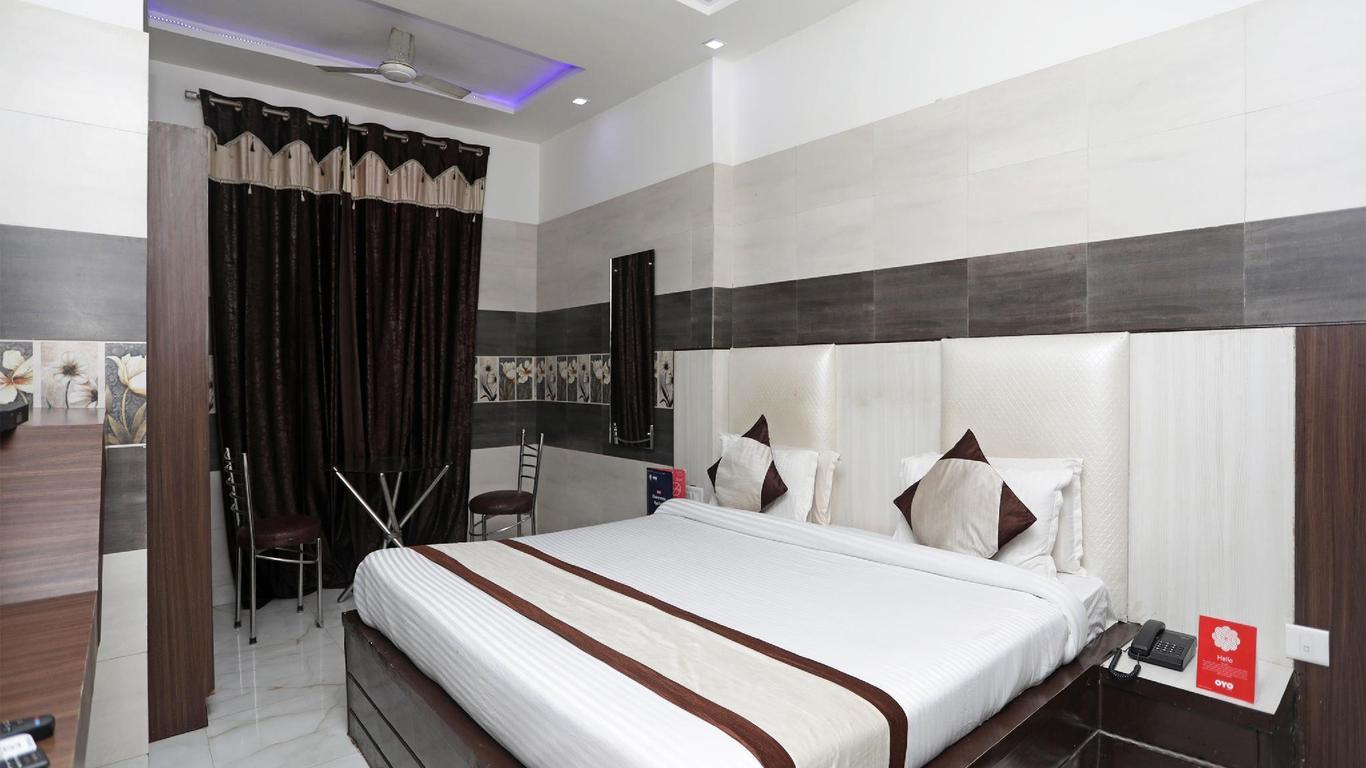 Super Hotel O Ganpati Agra