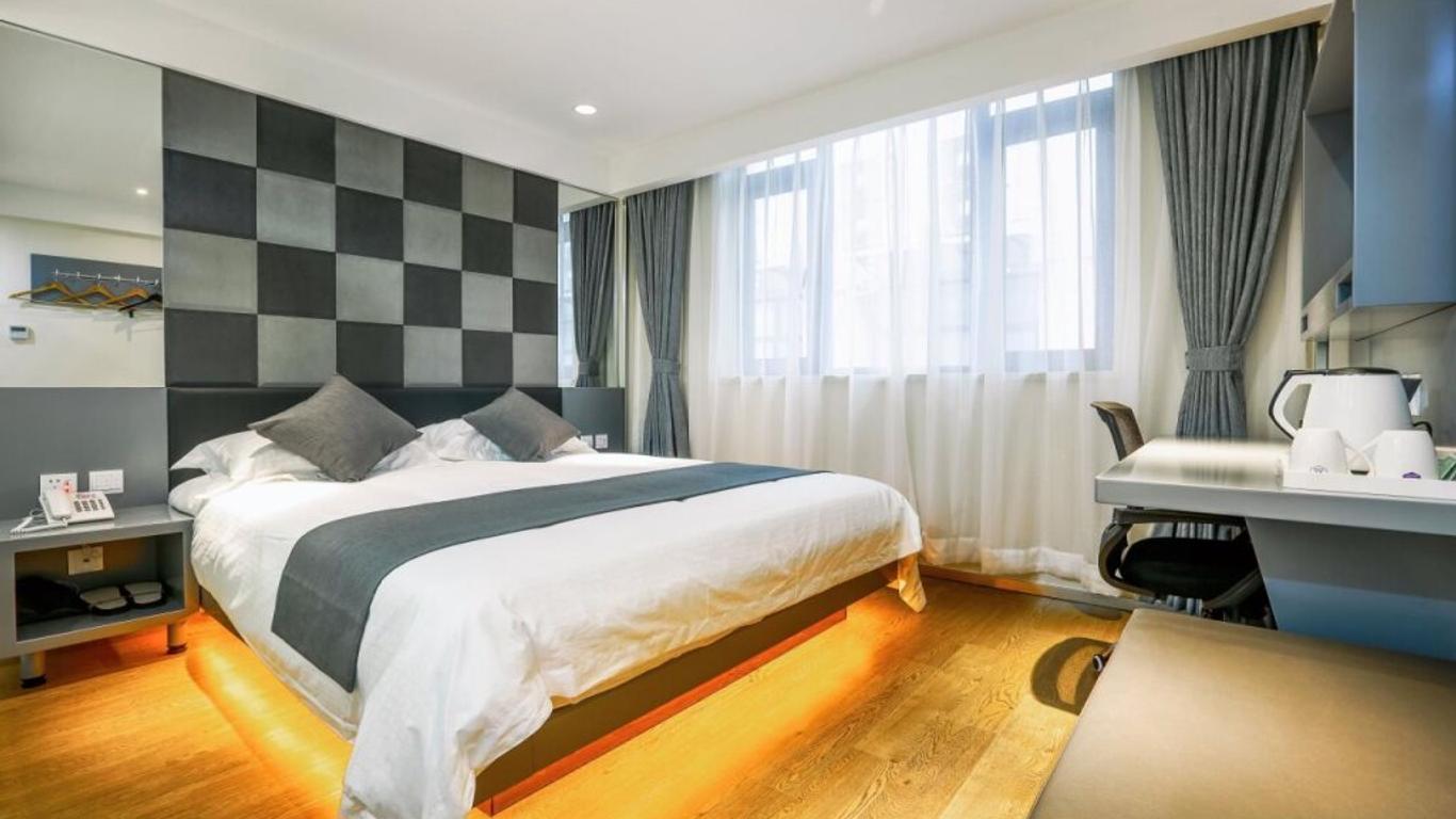 Zhotels Shanghai Meilongzhen Plaza West Nanjing Road Branch