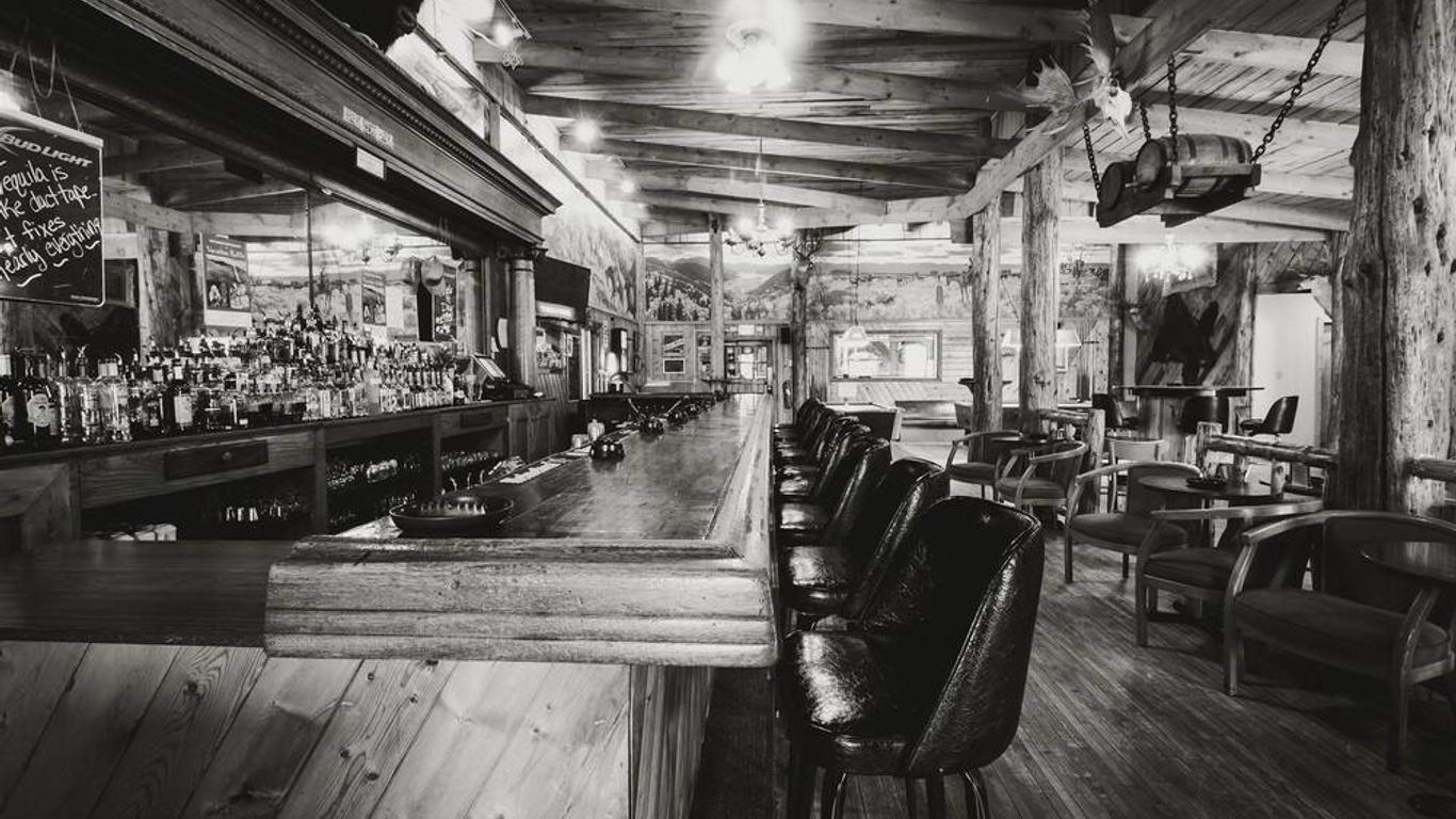 Colter's Lodge