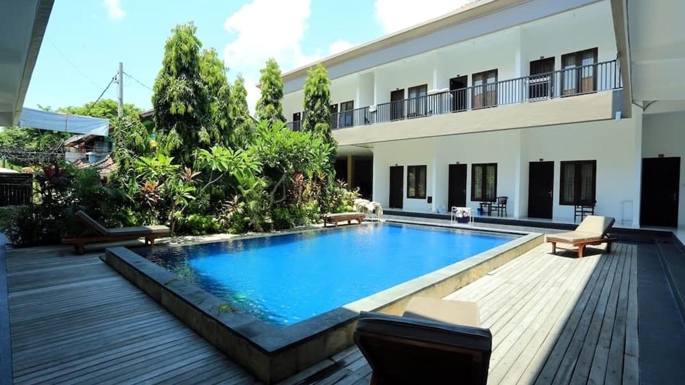 RedDoorz @ Raya Seminyak