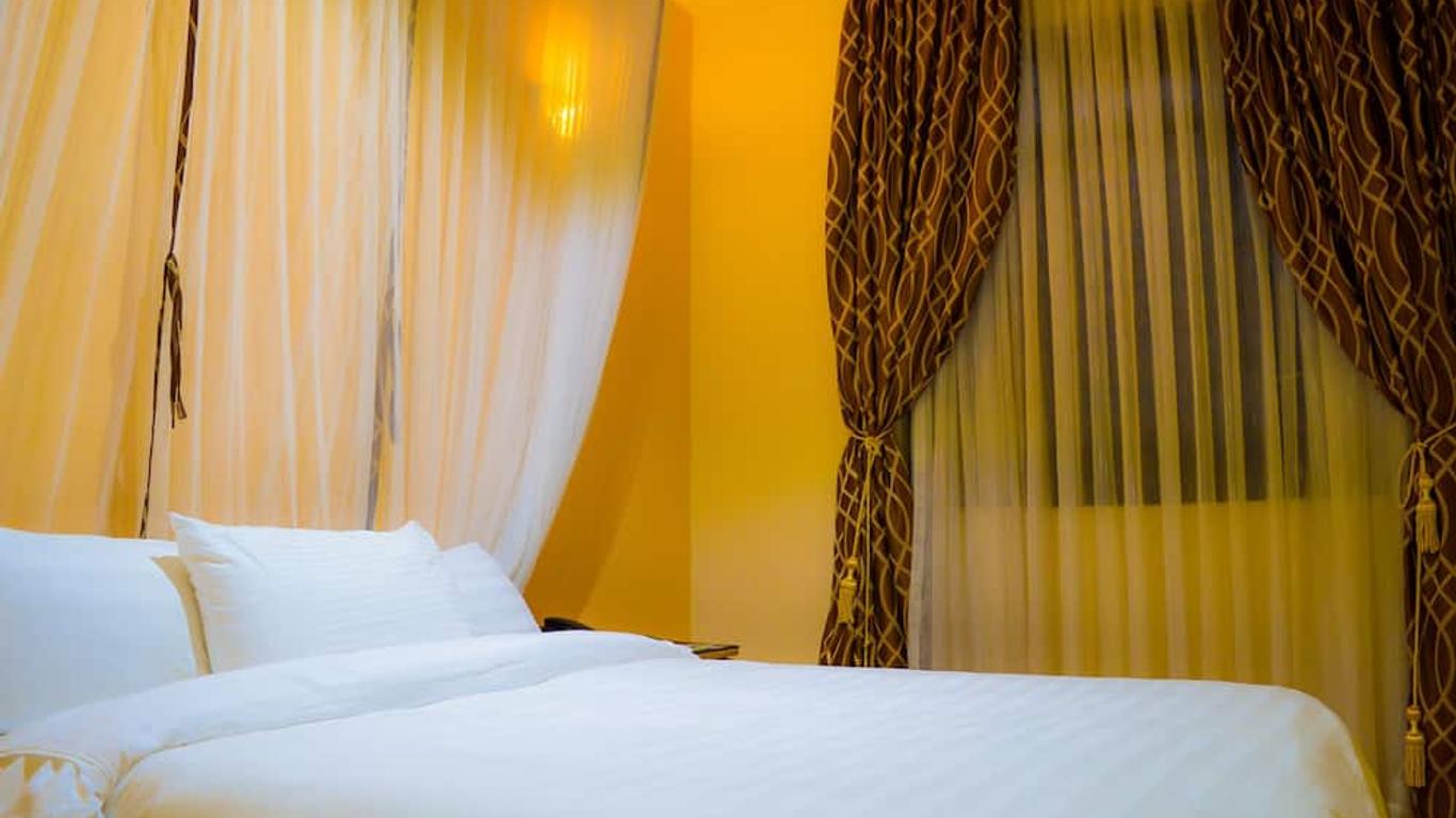 Fourth Parklands Guest House & Conference