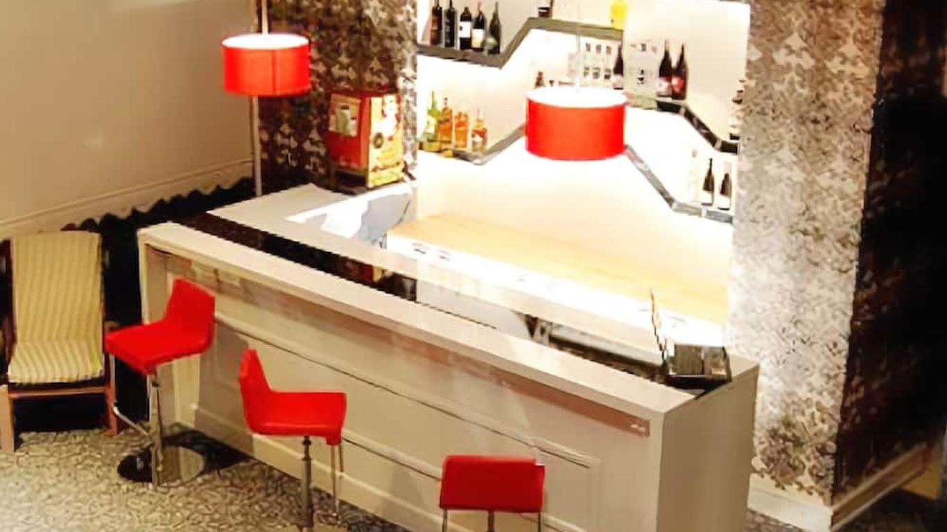 Grand Urfa Hotel