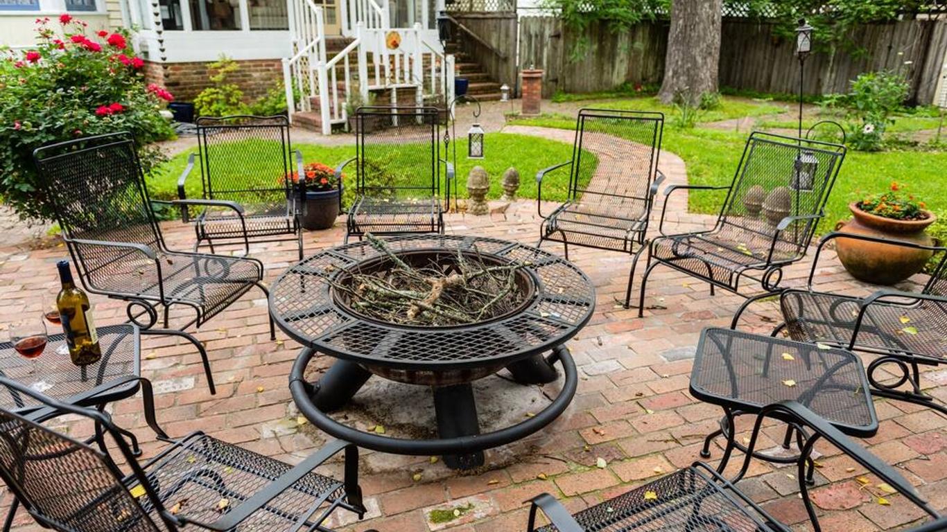 Kennedy Manor B&B