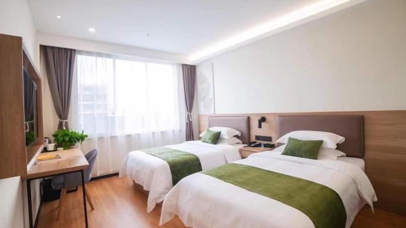 Greentree Inn Zhangjiagang Daxin Town Pingbei Road Express Hotel