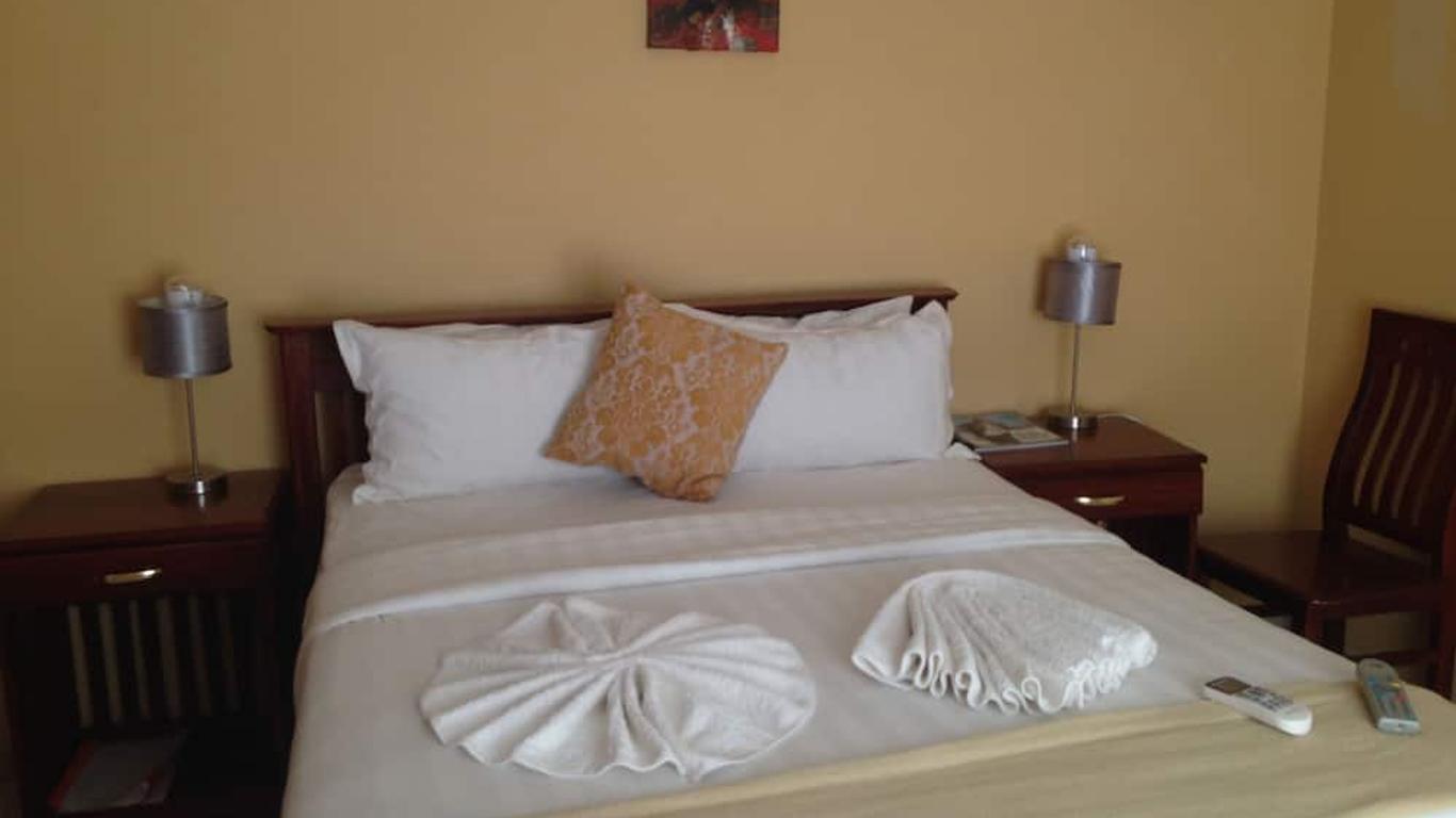 Isabel Guest Suites & Tours
