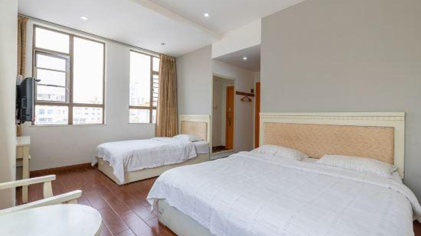 7 Days Inn Dongguan Changping Railway Station Hotel