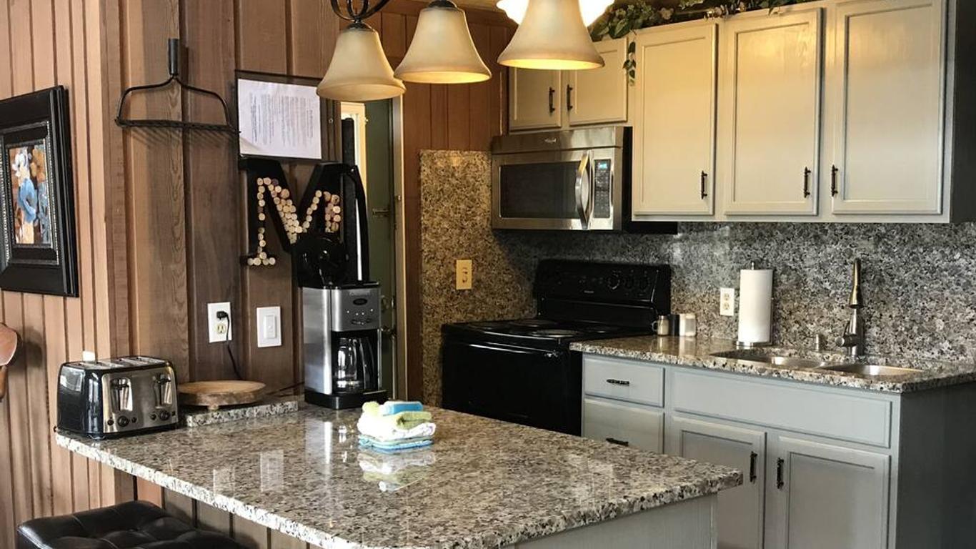 Pine Mountain Club Chalets Resort