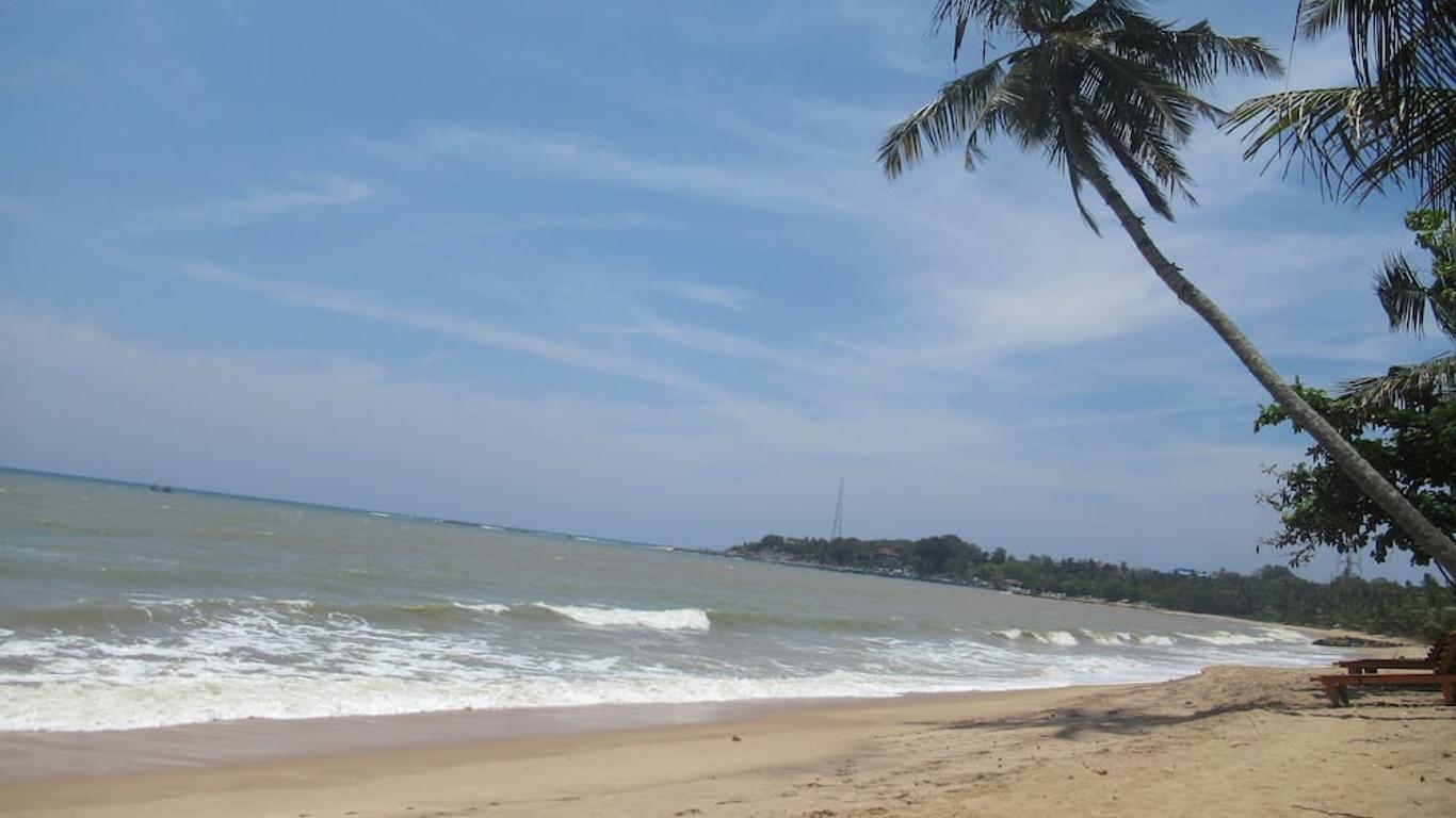 Sand Bank Hotel & Restaurant
