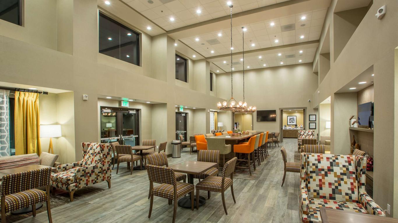 Hampton Inn & Suites Buellton/Santa Ynez Valley, CA